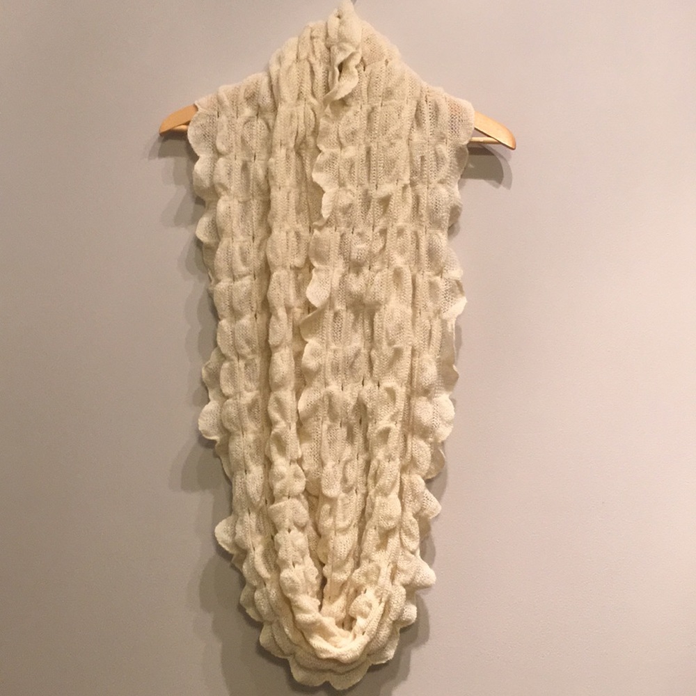 Cream White knit infinity scarce